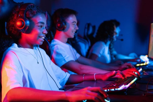 Gaming esports website design streaming SEO